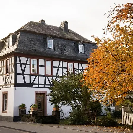 Rissbacher Hof Mansarde Anno 1737 Traben-Trarbach