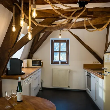 Rissbacher Hof Mansarde Anno 1737 * Traben-Trarbach