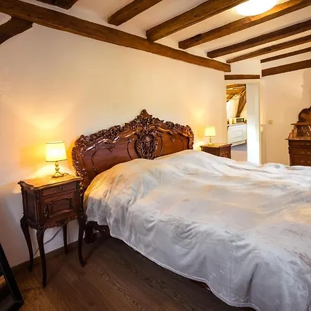 Rissbacher Hof Mansarde Anno 1737 Traben-Trarbach